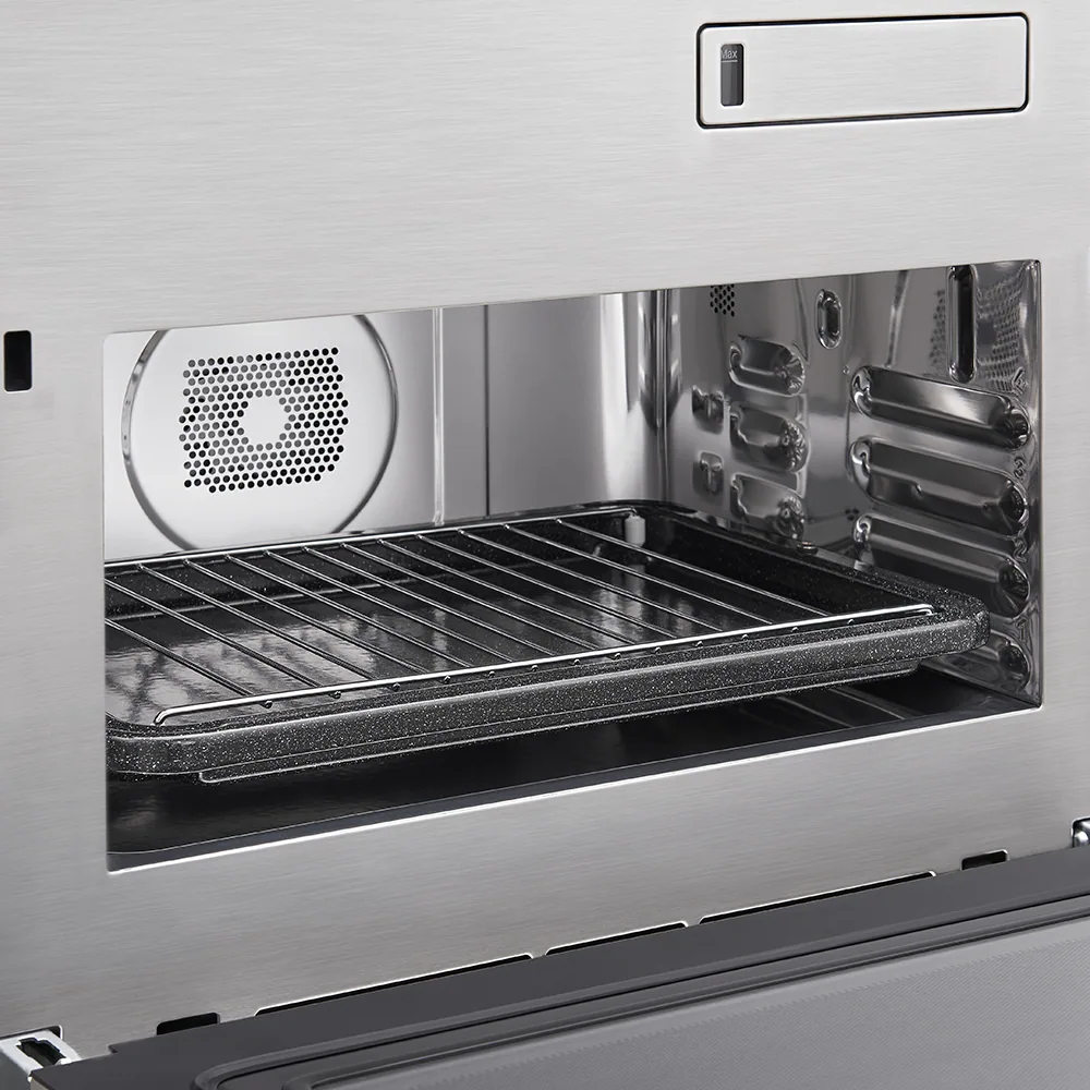 Духовой шкаф с микроволнами и паром Signature Kitchen Suite SKSLV2423MS