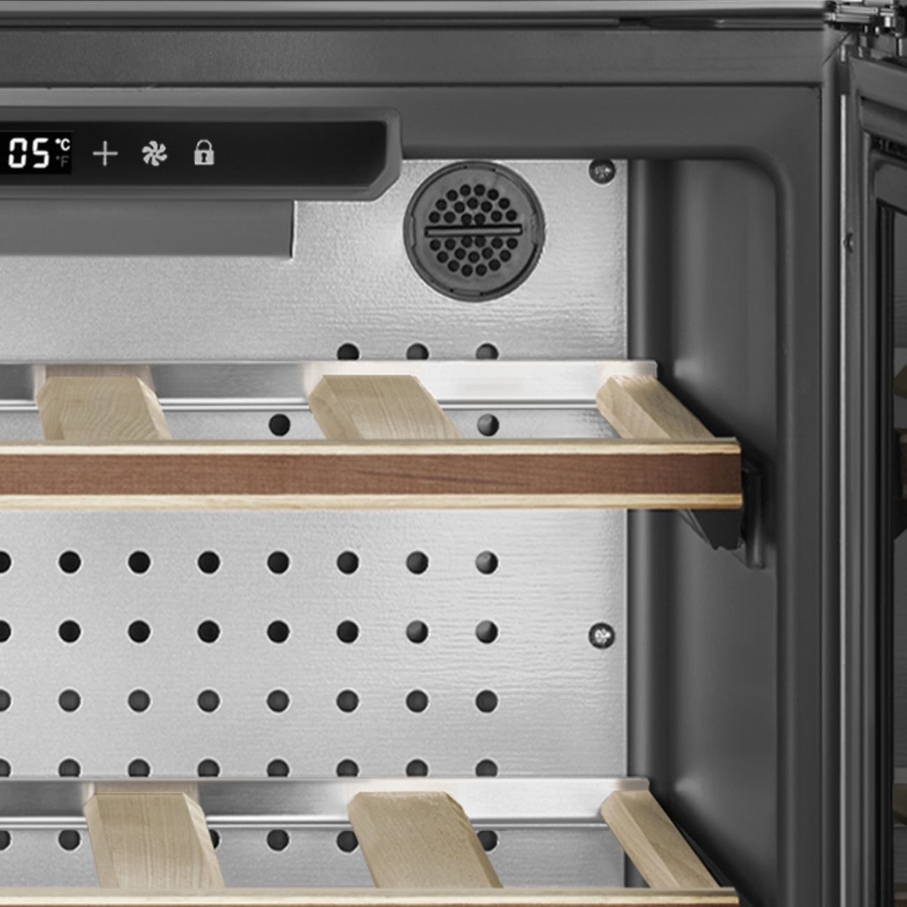 Винный шкаф SMEG CVI320XE