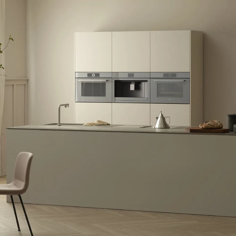 Паровой шкаф V-ZUG CombiSteamer V6000 45 черное стекло/AutoDoor CS6T-23043